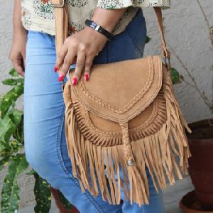 fringe shoulder sling bag