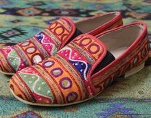 Embroidery Leather Ladies Shoes