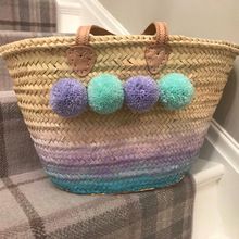 Ombre Pom Pom Basket