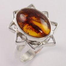 BALTIC AMBER Oval Gemstone Ring