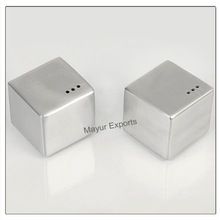 Stainless Steel Dice Salt and Pepper Set