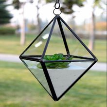 TERRARIUM BRASS WITH GLASS