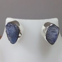 Rough Tanzanite Ear Stud