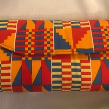 Ken Kente clutch