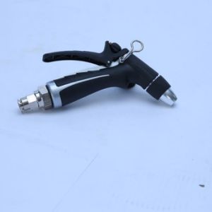 Coolant spray gun