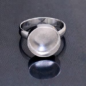 Round Shape Sterling Silver Ring