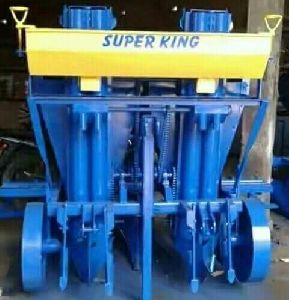 Super King Atuomatic Potato Planter