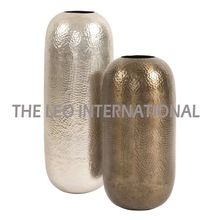 New design capsule style metal flower vase