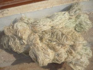 Natural Banana Fibers for Art and Crafts