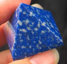 Natural Lapis Lazuli Pyramid Shape Loose Gemstone