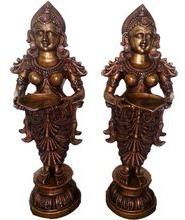 Decorative oil lamp with laxmi Ji brass table Diya