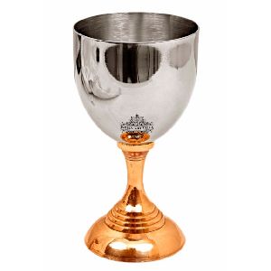 wine glass goblet