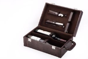 Wooden And Leather Wine Box