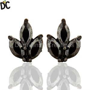 Rhodium Plated Leaf Design Stud Earring