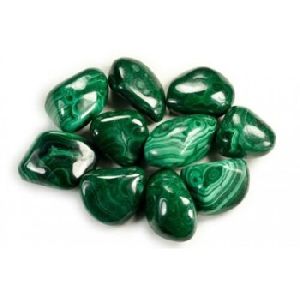 malachite tumbled stones