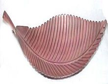 Decorative metal leaf shape tray