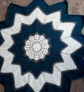 Handmade Crochet Beautiful Star throw Blanket