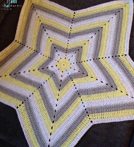 Vintage Handmade crochet star Hand Knitted baby blanket