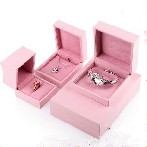 plastic jewelry box