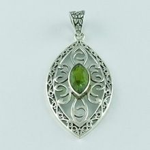 Royal Jali Design Peridot Stone