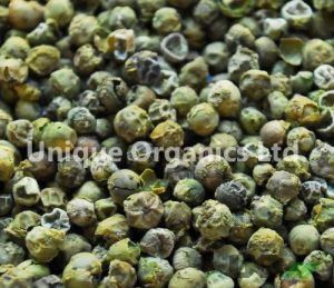 Dehydrated Green Peppercorns