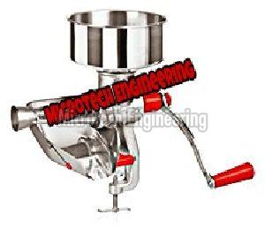 Tomato Crushing Machine