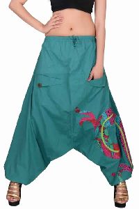 Cotton Women Solid Party Wear C.Green 2 Pockets Trouser