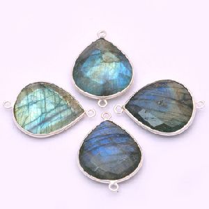 Labradorite Heart Shape Gemstone Connectors