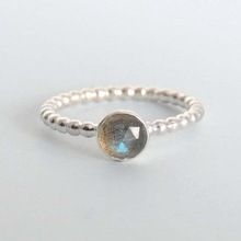 sterling silver labradorite round ring