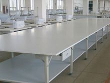 Industrial Cloth Cutting Table