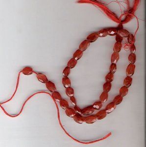 carnelian oval fac. beads