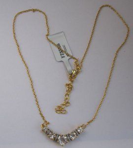 Gold Necklace with w. topaz, Diamond