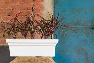 Snipe Fiberglass Planter