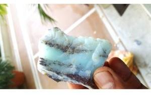 Gemstone minerals Peru opal rough stones