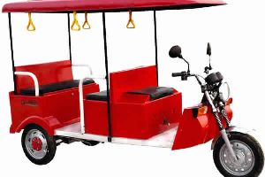 Queen DLX E Rickshaw