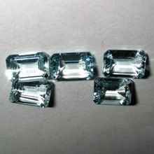 emerald cut aquamarine gemstone