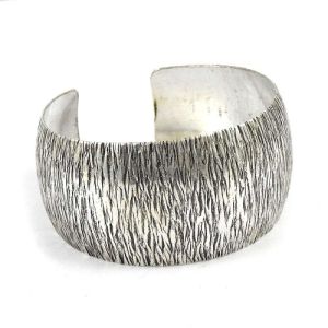 Excellent!! 925 Sterling Silver Bangle