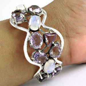 Lady Elegance ! Rainbow, Amethyst 925 Sterling Silver Bangle