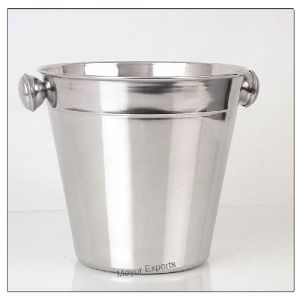 Ice Bucket with Screw Knobs