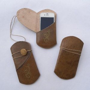 Jute string phone cover