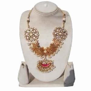 ETHNIC GOLD POLISH STATEMENT NECKLACE