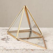 glass box pyramid shape