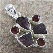 MULTI GARNET ROUGH GEMSTONES SILVER PENDANT