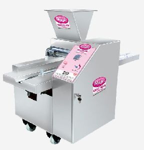 Automatic Cake Depositor Machine