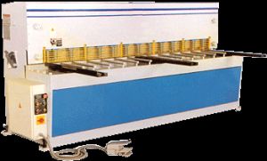 Heavy Duty Hydraulic Shearing Machine