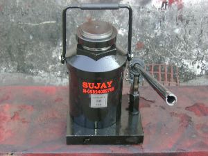 'SUJAY' Bottle Type Hydraulic Jack