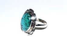 Dazzling Oval Shape Chrysocolla Gemstone Ring