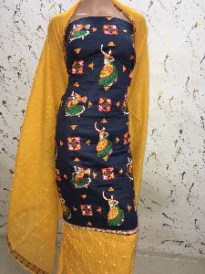 Traditional Figure Embroidery Dress Material