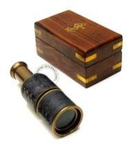 BRASS TELESCOPE IN ANTIQUE FINISH WITH WOODEN BOX