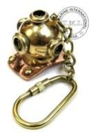 DIVING HELMET KEY RING